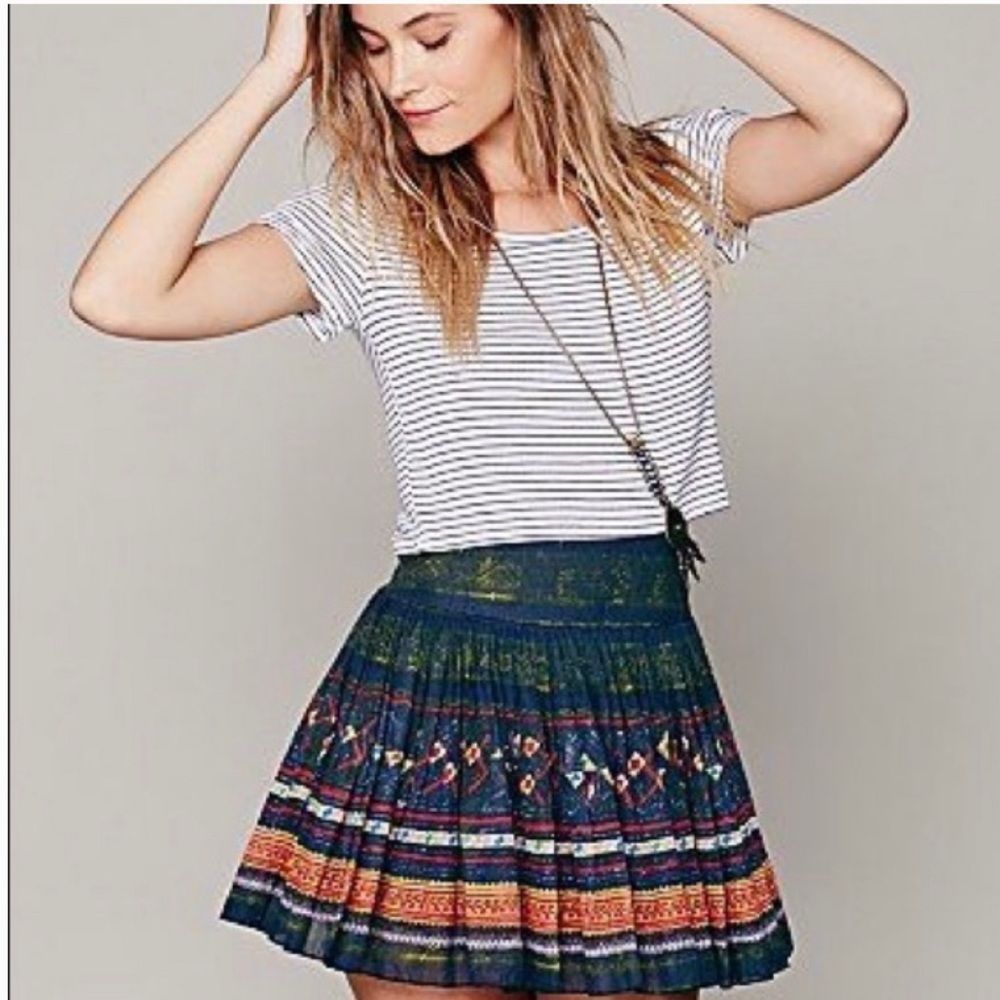 FP One Thai pleated skirt size medium